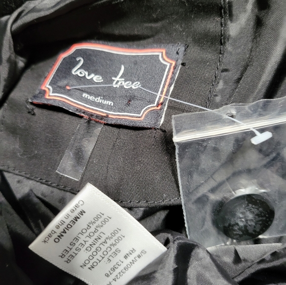 NWOT Love Tree Bomber Jacket Size Medium - Picture 3 of 4
